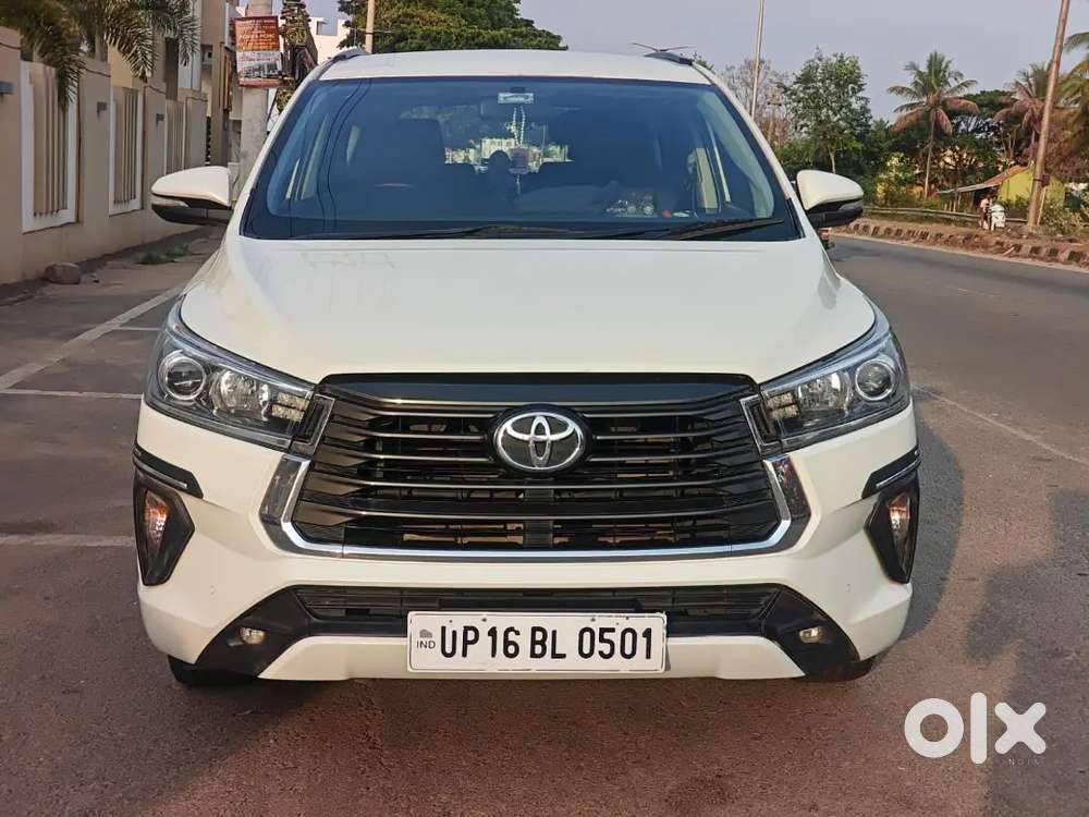Innova Crysta 2.4 Z