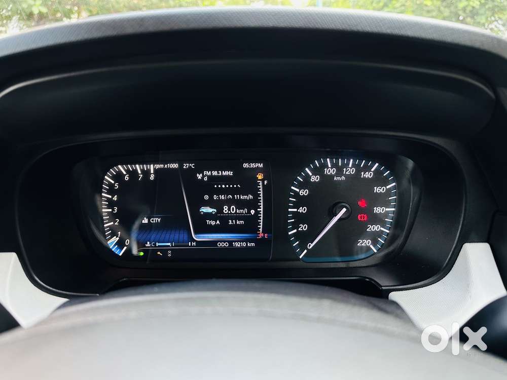 Tata Punch Creative, 2022, Petrol