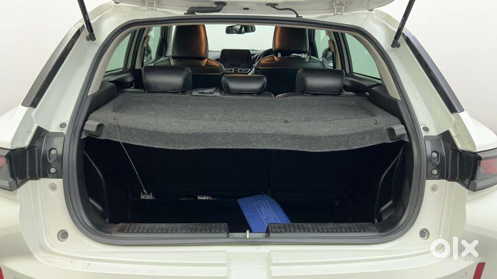 Maruti Suzuki Fronx Alpha 1.0l Turbo Mt, 2023, Petrol