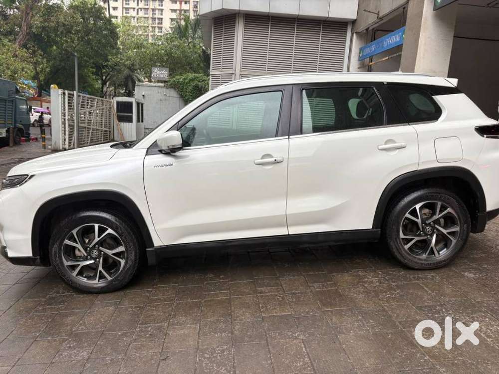 Toyota Urban Cruiser Hyryder V Hybrid Aero Edition, 2024, Petrol