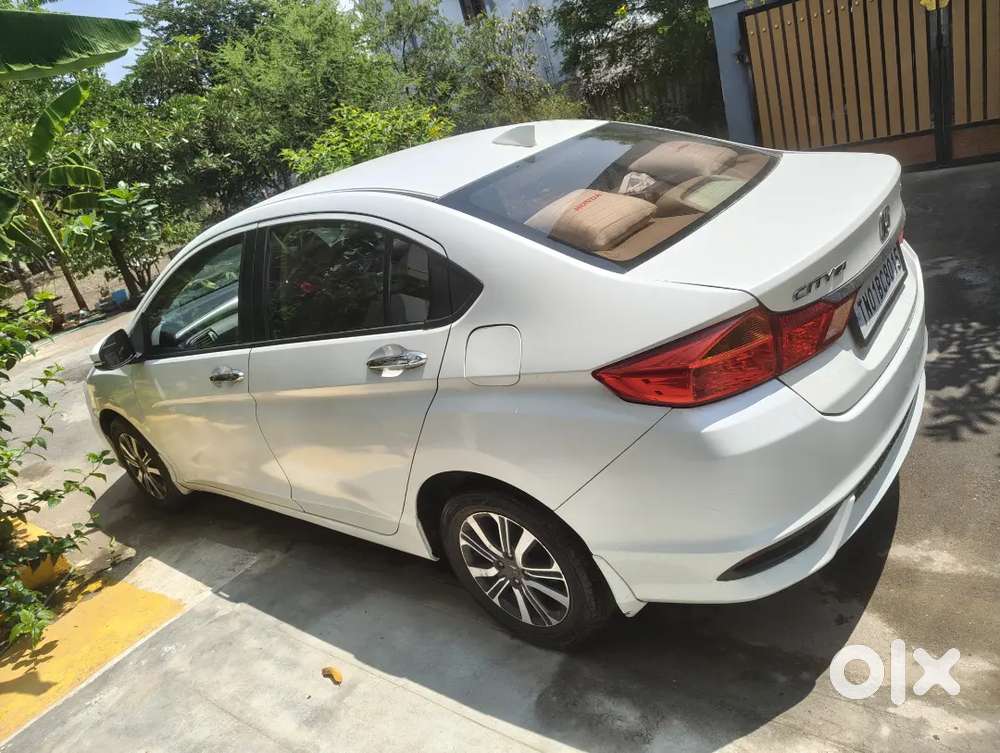 White Honda City
