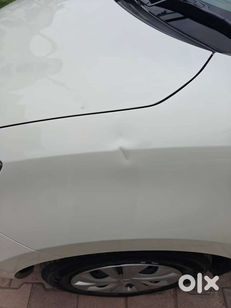 Maruti Suzuki Swift Vxi Amt (2022) — Single Owner  Warranty Till 2027