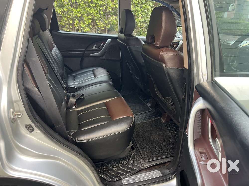 Mahindra Xuv500 W8 1.99 Mhawk, 2011, Diesel