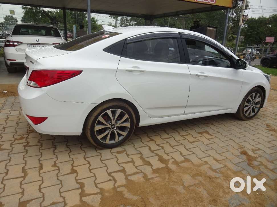 Hyundai Verna Fluidic 1.6 Crdi Sx, 2016, Diesel