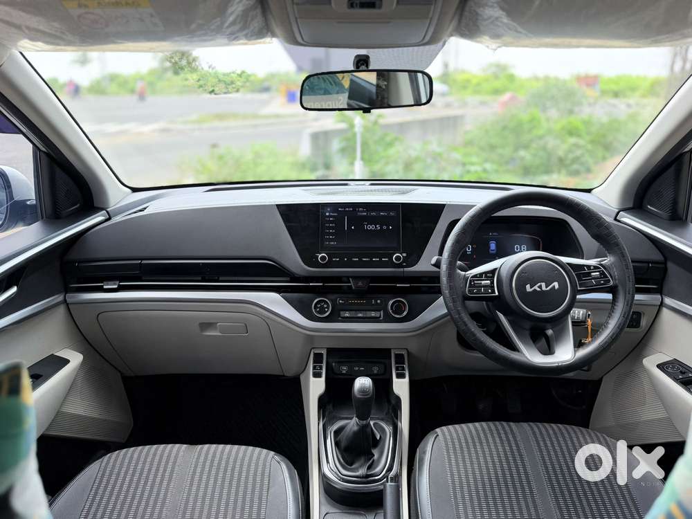 Kia Carens 1.5 Prestige 7 Str, 2023, Petrol