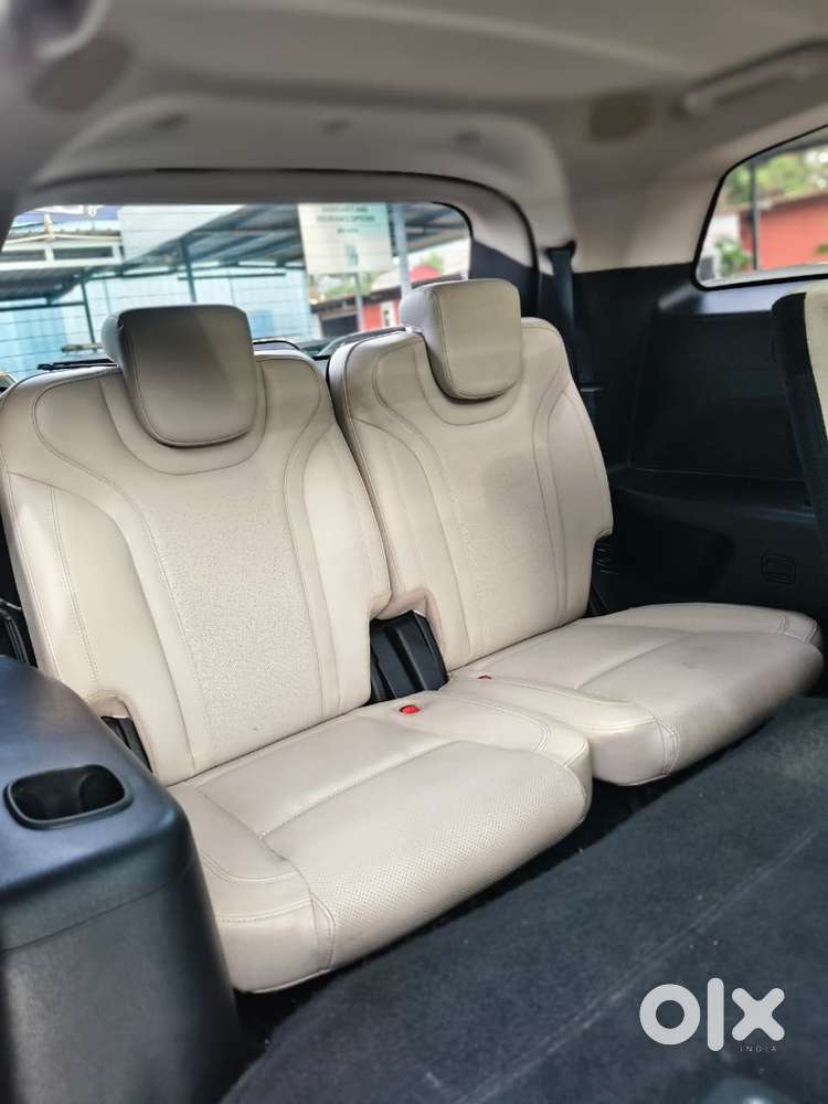 Mahindra Xuv700 2.2 Ax 7 Diesel At Str, 2022, Diesel