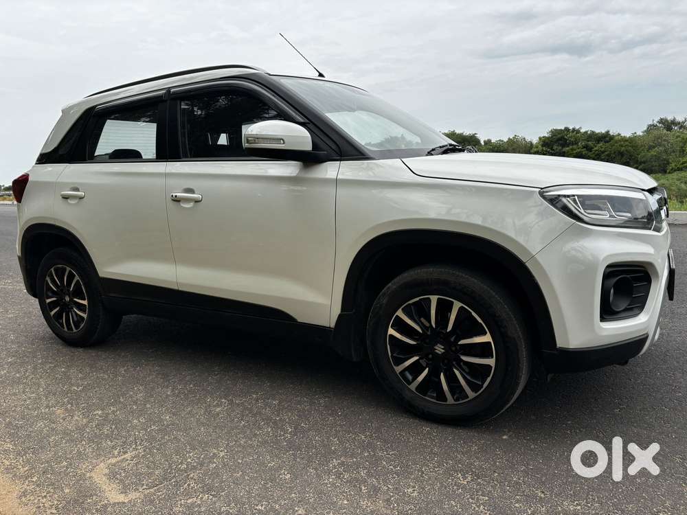 Maruti Suzuki Brezza 1.5 Zxi Plus Smart Hybrid, 2021, Petrol
