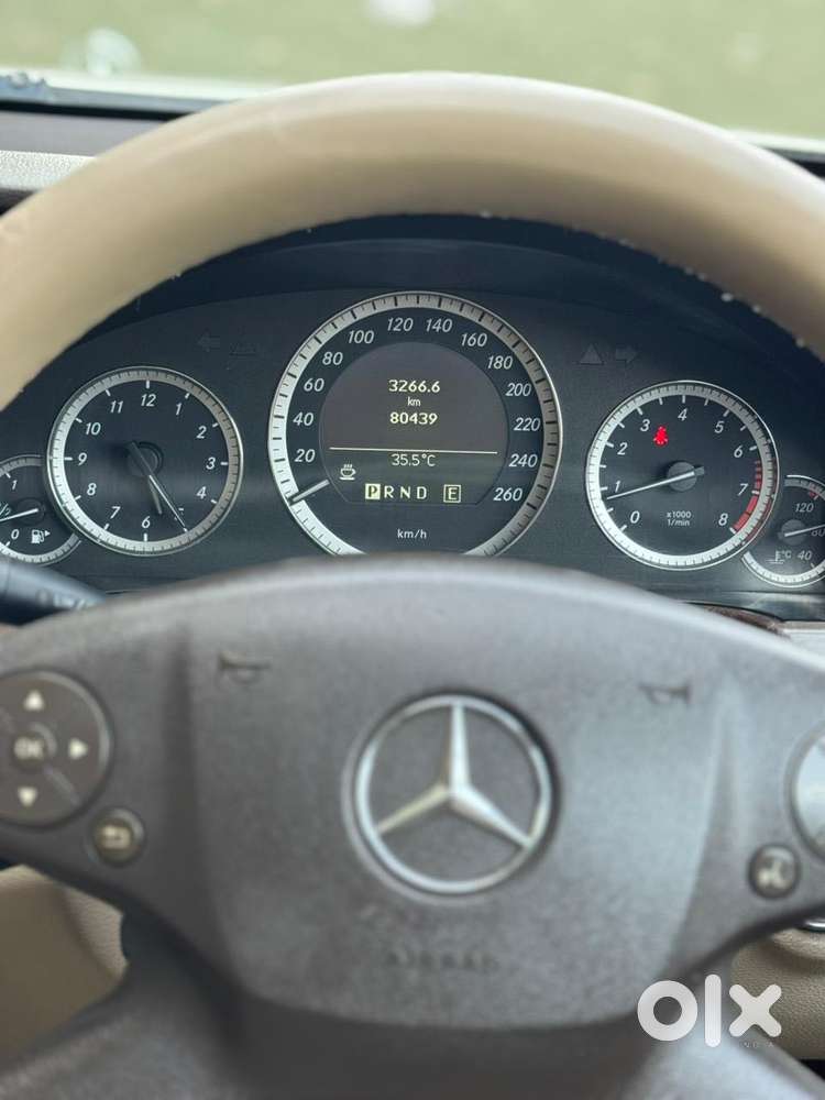 Mercedes-benz E-class E 200, 2012, Petrol