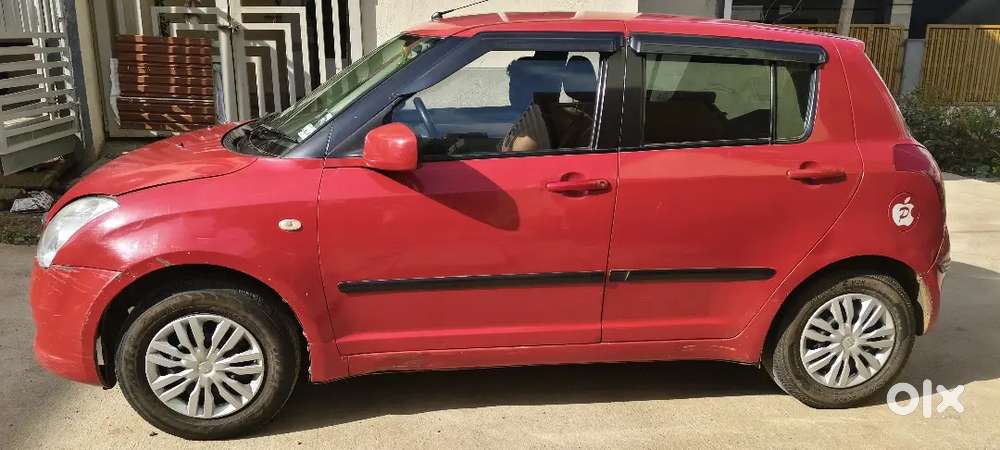 Maruti Suzuki Swift 2006 Petrol