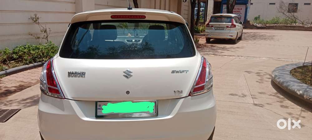 Maruti Suzuki Swift Vxi + Manual, 2016, Petrol