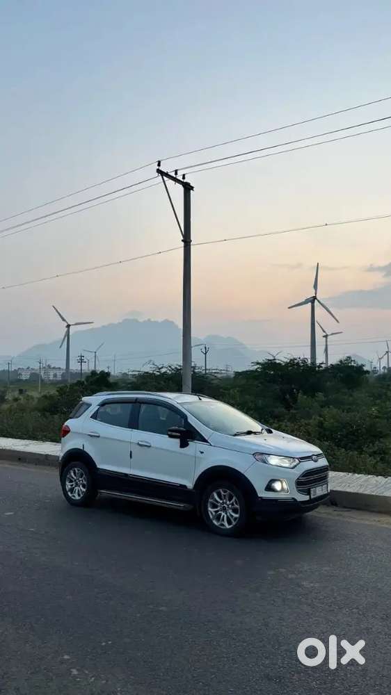 Ford Ecosport 2015 Top Model Petrol Well Maintained Top