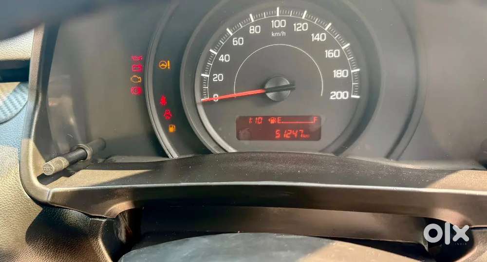 Maruti Suzuki Swift Lxi 2022