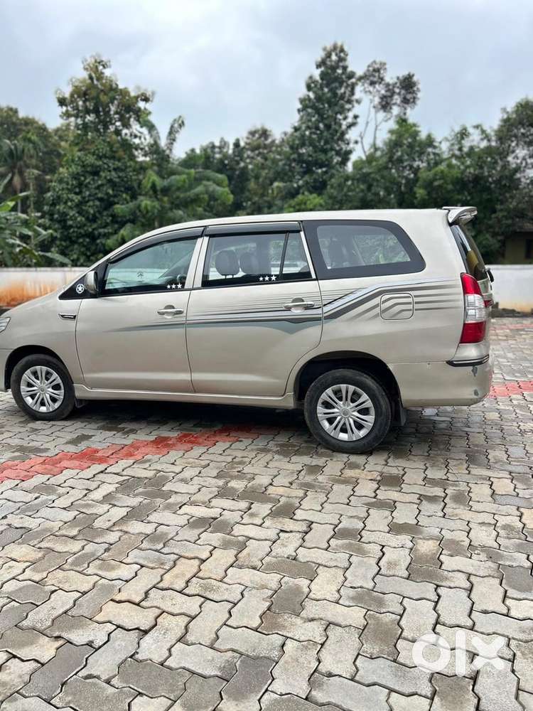 Toyota Innova Diesel 2015 Model