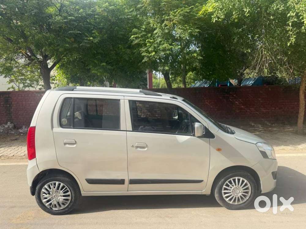 Maruti Suzuki Wagon R 1.0 Vxi, 2015, Petrol
