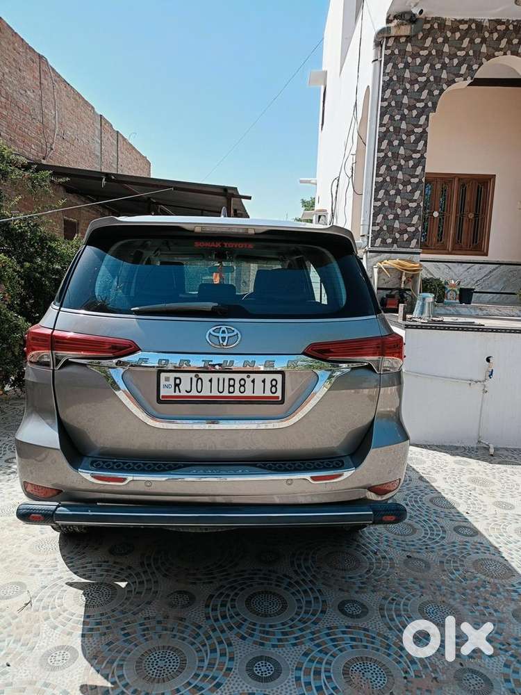 Toyota Fortuner 2017 Km Driven