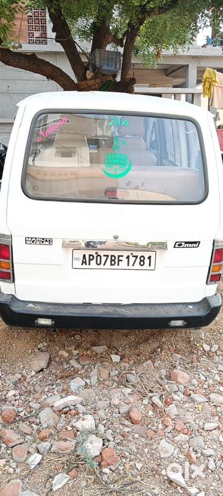 Maruti Suzuki Omni 2011