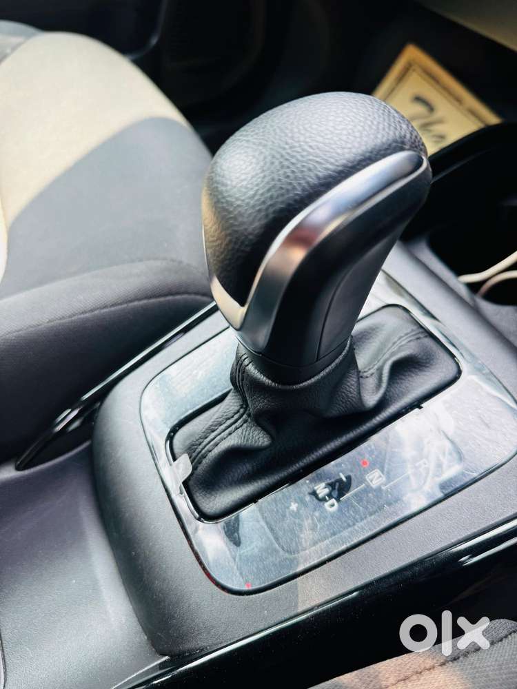 Toyota Glanza 1.2 V Amt, 2024, Petrol