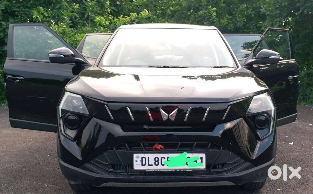 Mahindra Xuv 3xo Black In Excellent Condition