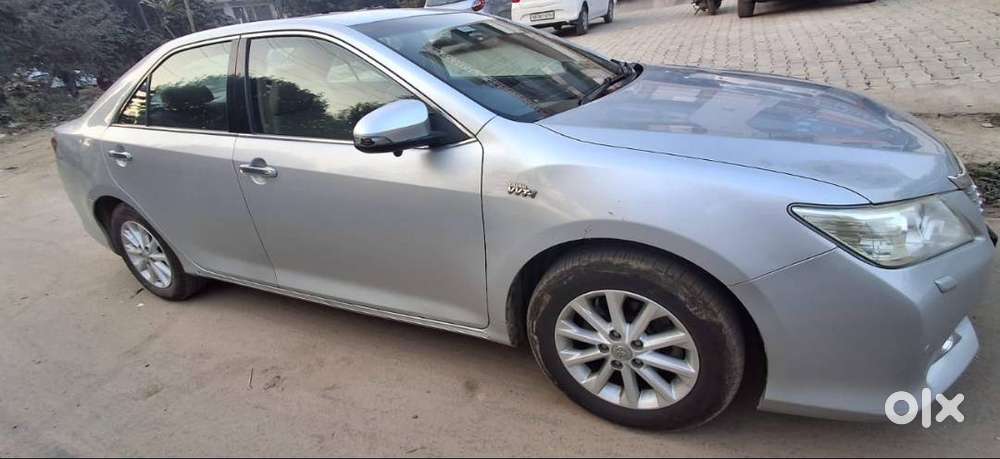 Toyota Camry 2013 Petrol Well Maintained