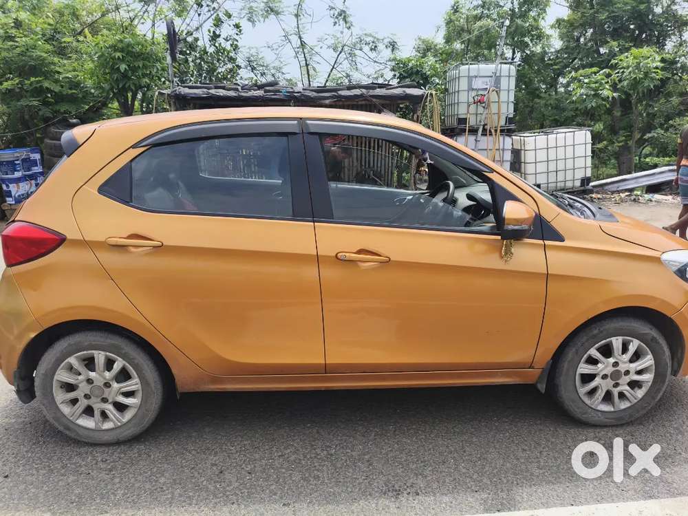 Tata Tiago 2018 Petrol Good Condition.west Bengal Number Noc Available