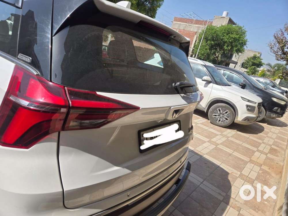 Mahindra Xuv700 2024 Diesel Automatic Top Model 21570 Km Driven