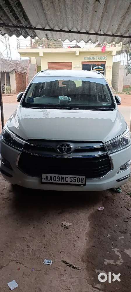 Toyota Innova Crysta 2016 Diesel 94000 Km Driven