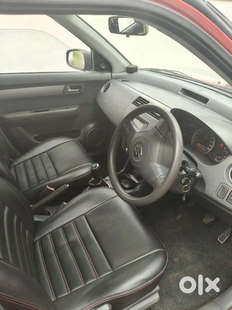 Maruti Suzuki Swift Petrol 2005