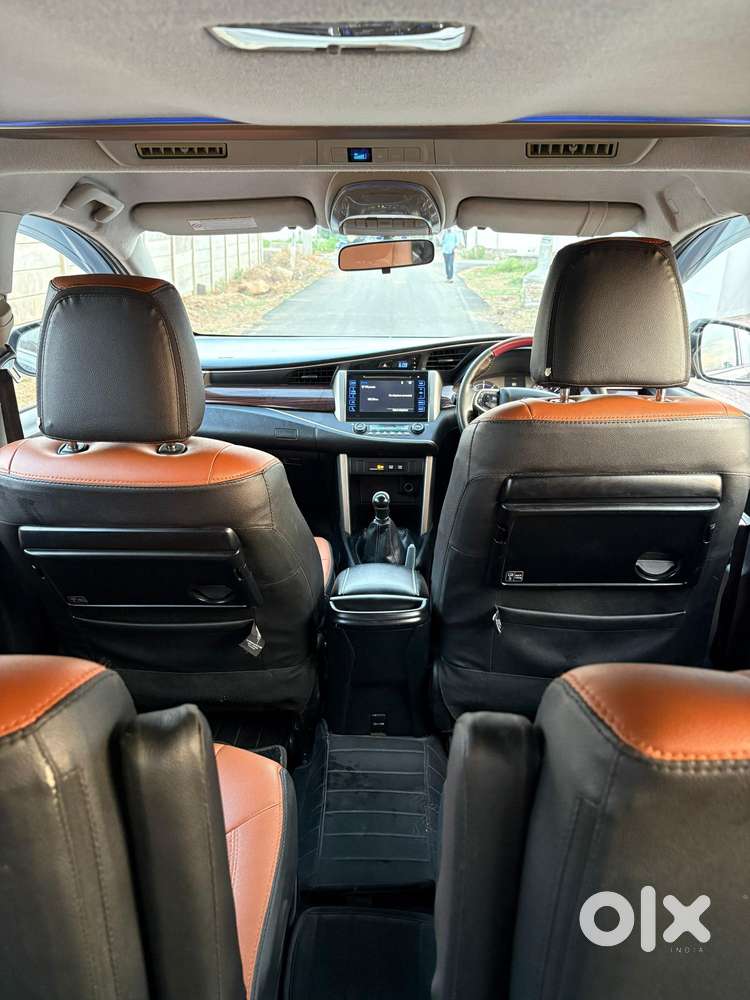 Toyota Innova Crysta 2.4 V 7 Str, 2016, Diesel
