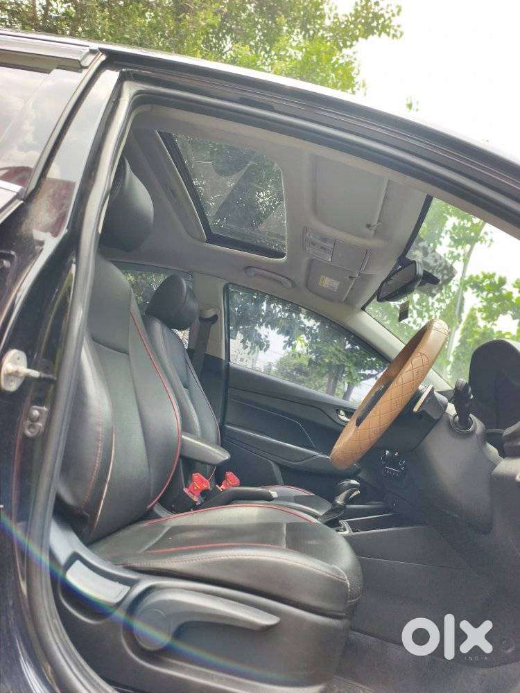 Hyundai Verna 1.0 Sx (o) Turbo Gdi Dct, 2022, Petrol