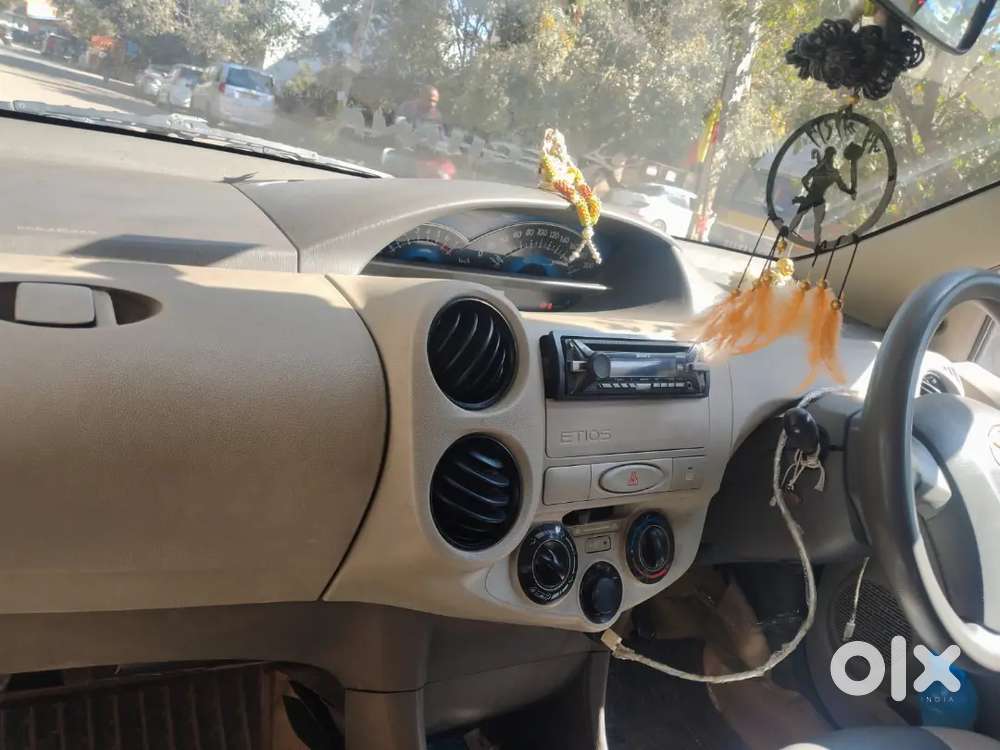 Toyota Etios 2015 Diesel 180000 Km Driven