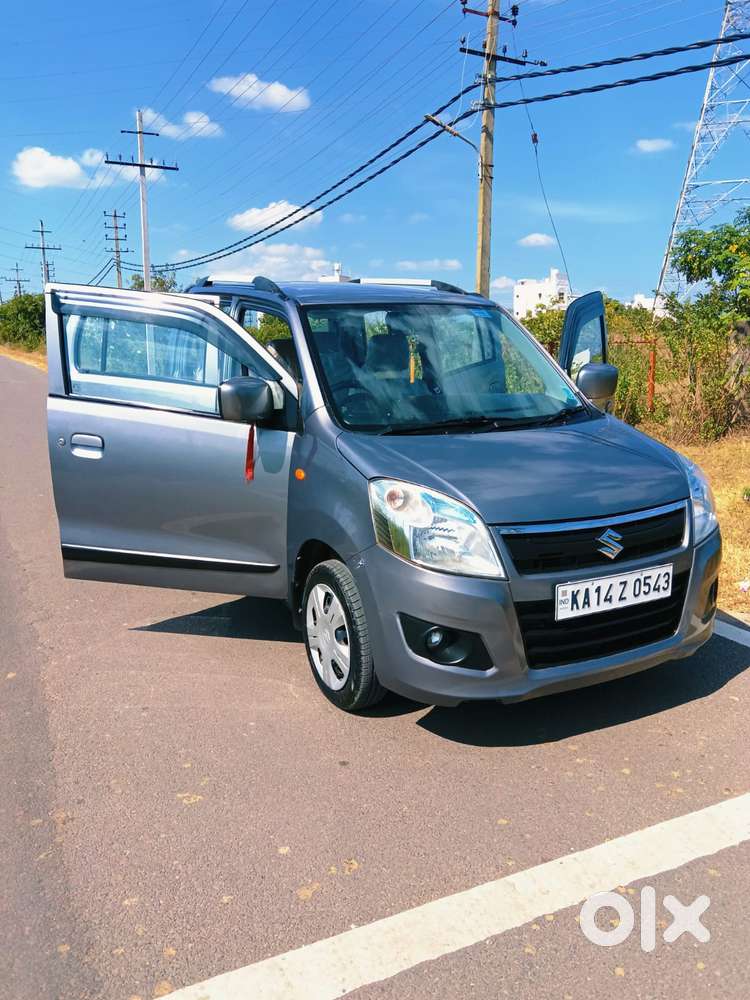 Maruti Suzuki Wagon R Vxi Amt1.2, 2017, Petrol