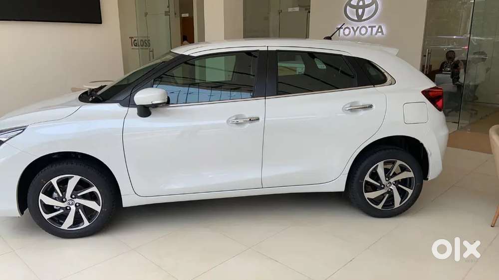 Toyota Innova Hycross 2026 Petrol 0 Km Driven