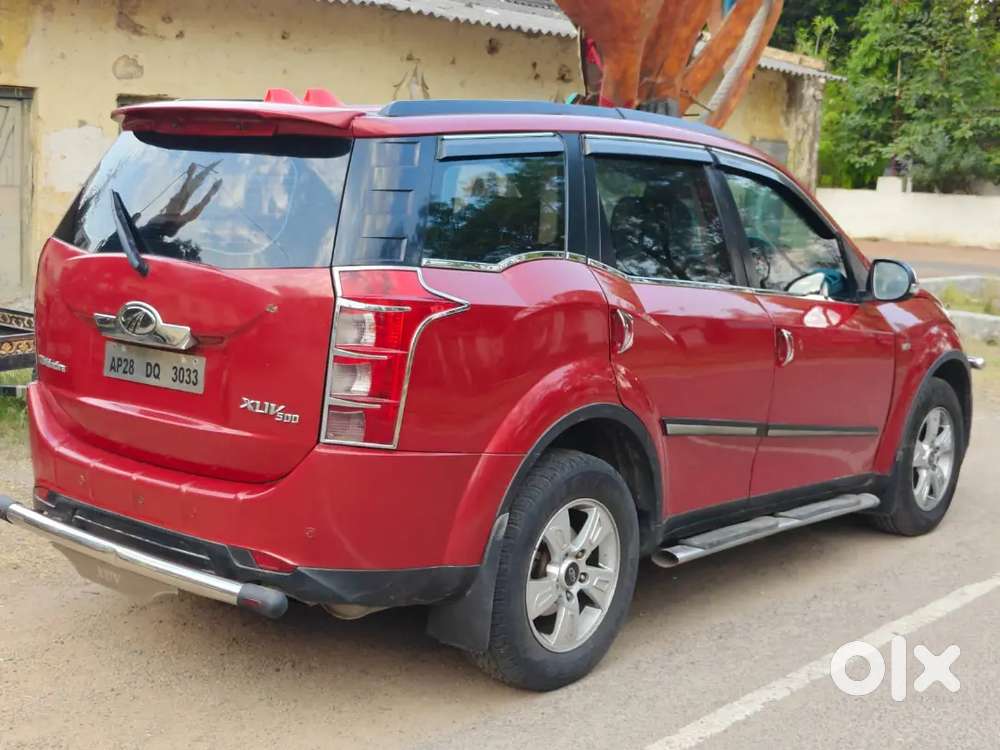 Mahindra Xuv500 W8  Model 2012 Colour Maroon