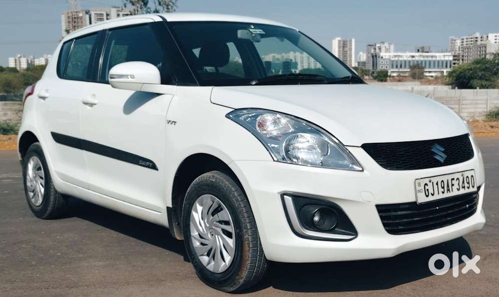 Maruti Suzuki Swift Vxi + Manual, 2016, Petrol