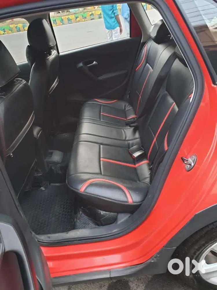 Volkswagen Crosspolo Highline 2014 Diesel Well Maintained