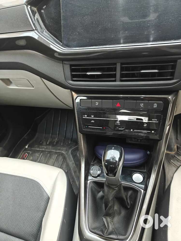 Volkswagen Taigun 2024 Petrol 45000 Km Driven