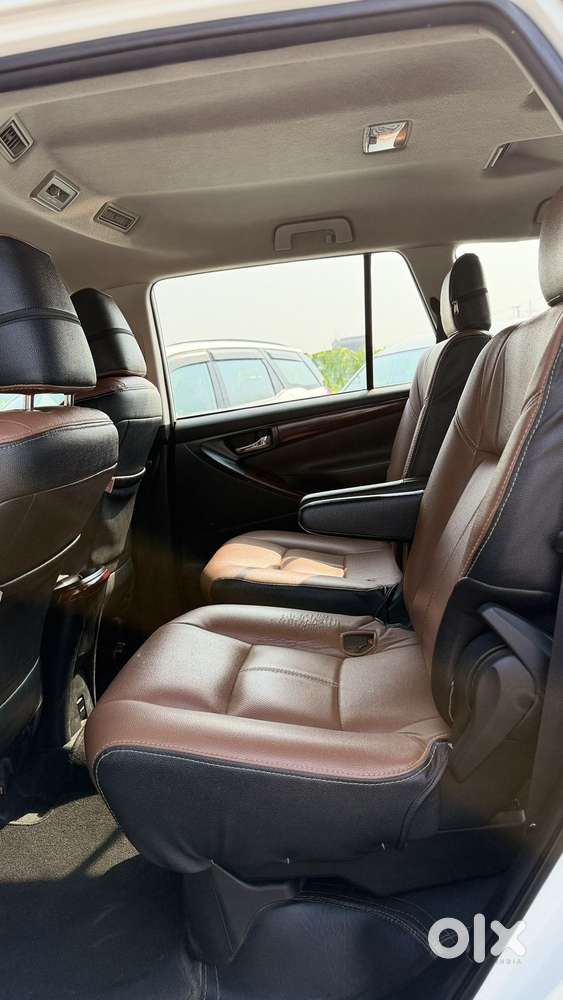 Toyota Innova Crysta 2.4 G Plus Mt, 2018, Diesel