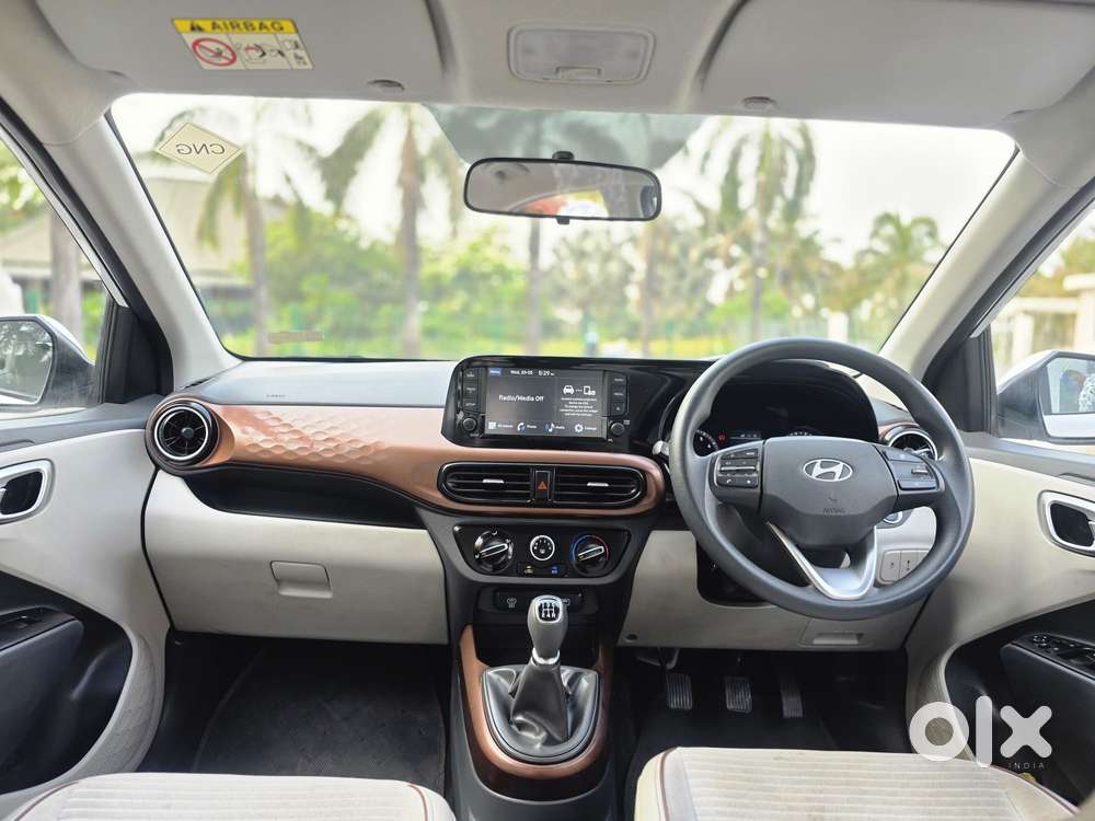 Hyundai Aura 1.2 Sx Cng, 2024, Cng & Hybrids