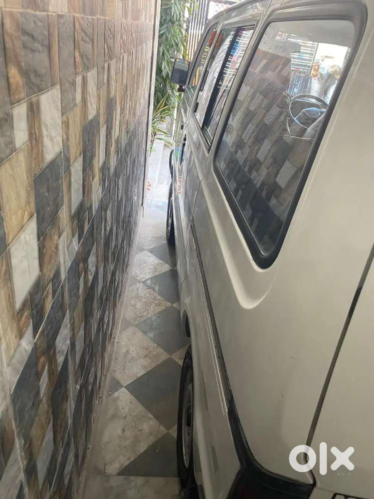 Maruti Suzuki Omni 2014 Like New Condition