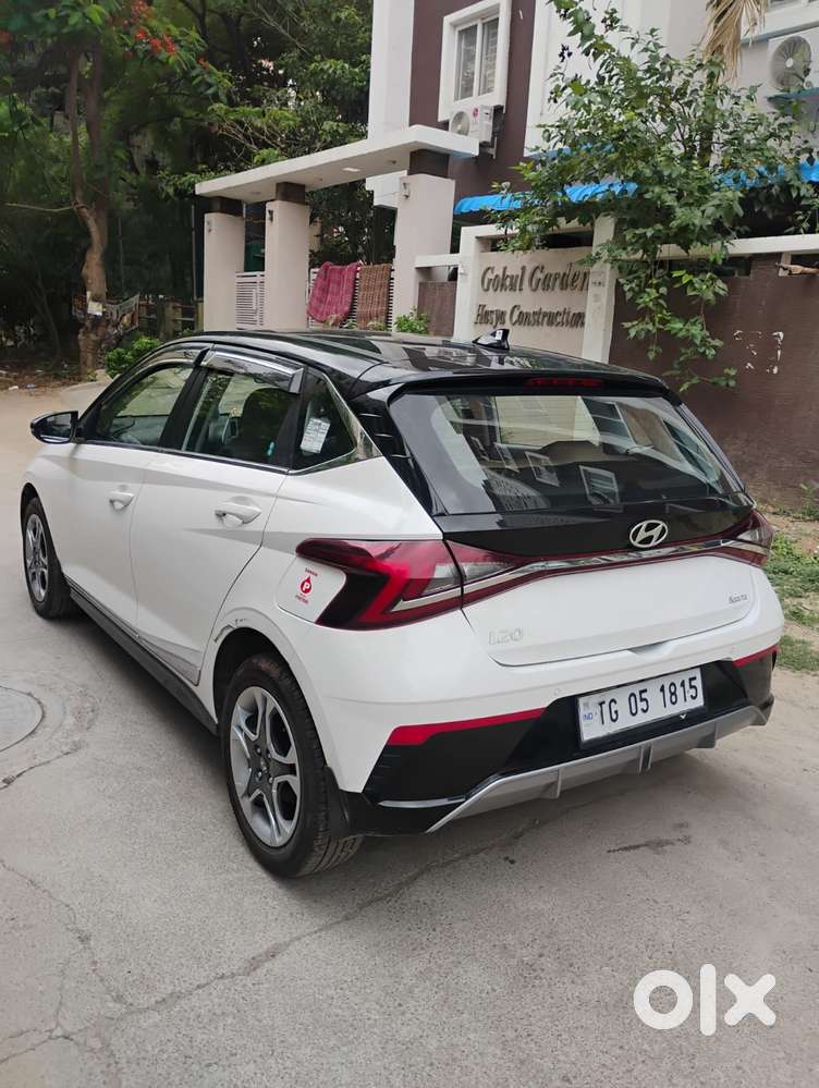 Hyundai I20 Sportz 1.2 Mt Dual Tone, 2024, Petrol