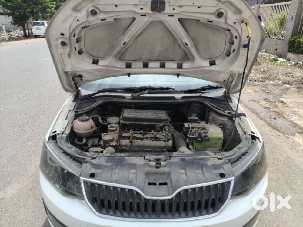 Skoda Rapid 1.6 Mpi Style, 2020, Petrol