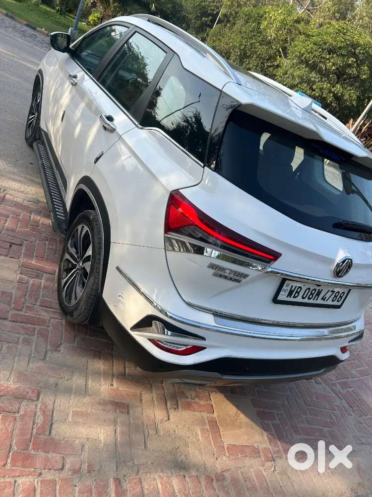 Mg Hector Plus Sharp Diesel Mt Turbo 7 Seater