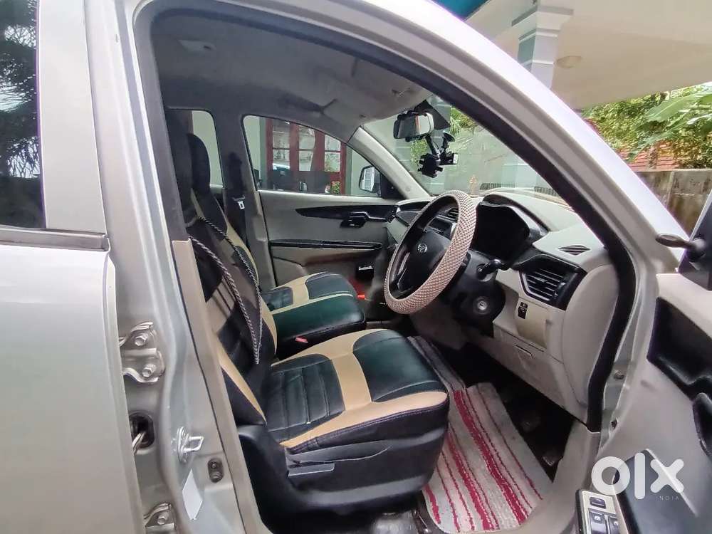 Mahindra Kuv100 Nxt Petrol 2017