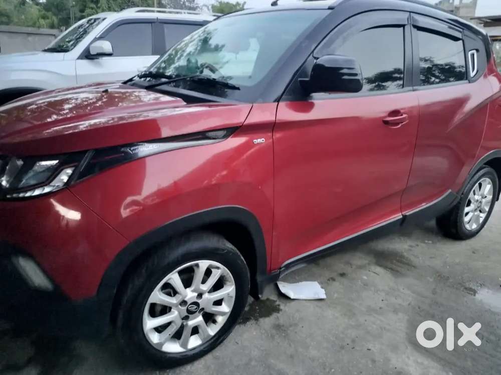 Mahindra Kuv 100 2017