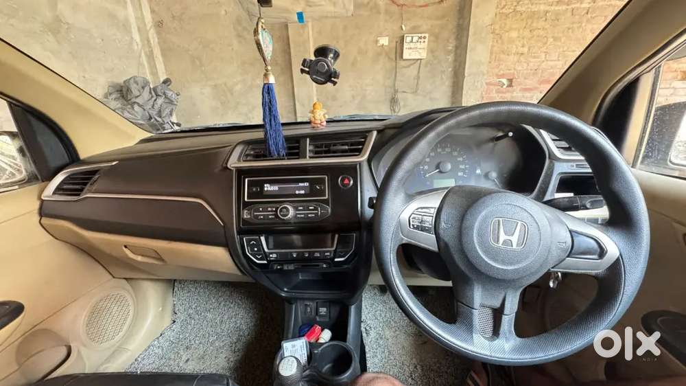 Honda Amaze 2nd Gen 2016 Diesel 160000 Km Driven
