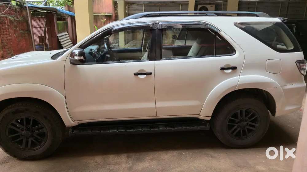 Toyota Fortuner Manual 2014