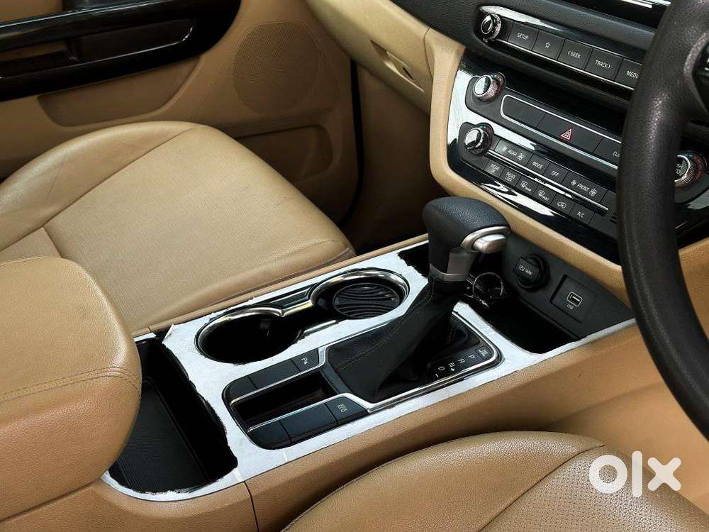 Kia Carnival Prestige, 2022, Diesel