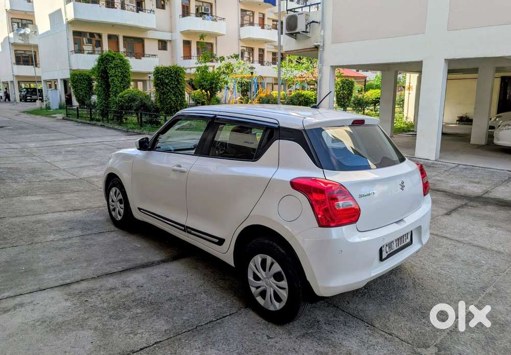 Maruti Suzuki Swift Vxi + Manual, 2020, Petrol