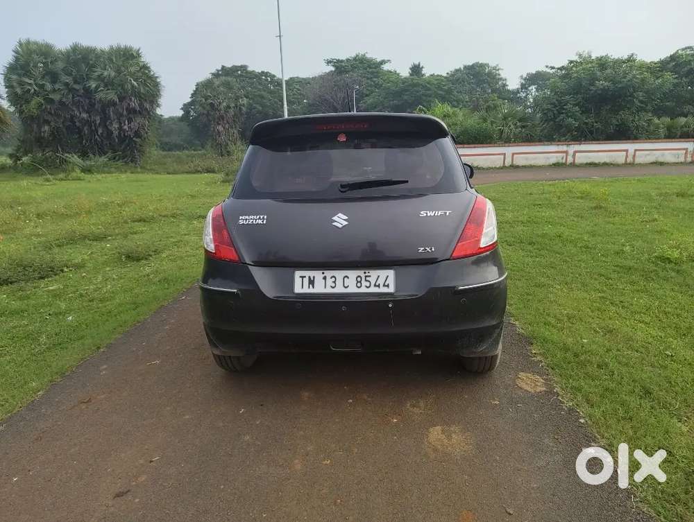 Maruti Suzuki Swift 2015 Petrol Well Maintained