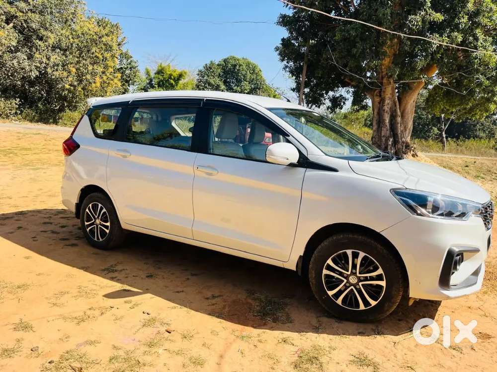 Ertiga Dedh Saal Purana Hai Price 10 Lakh H Arjent Hai